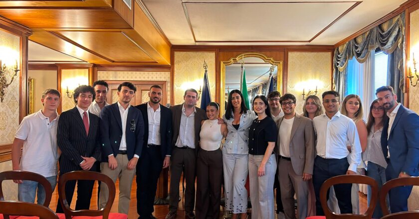 Campania: “Sicurezza sul lavoro e violenza di genere: la consigliera Panico riceve i giovani di Forza Italia