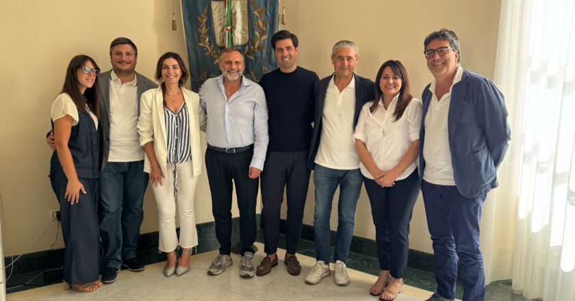 Afragola, il sindaco Giustino assegna le deleghe: Gennaro Crispino è il nuovo Vicesindaco